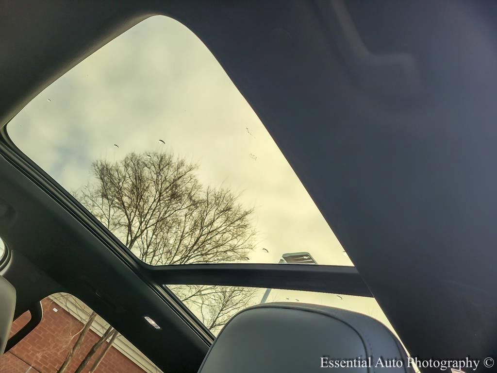 2024 GMC ACADIA - Image 10