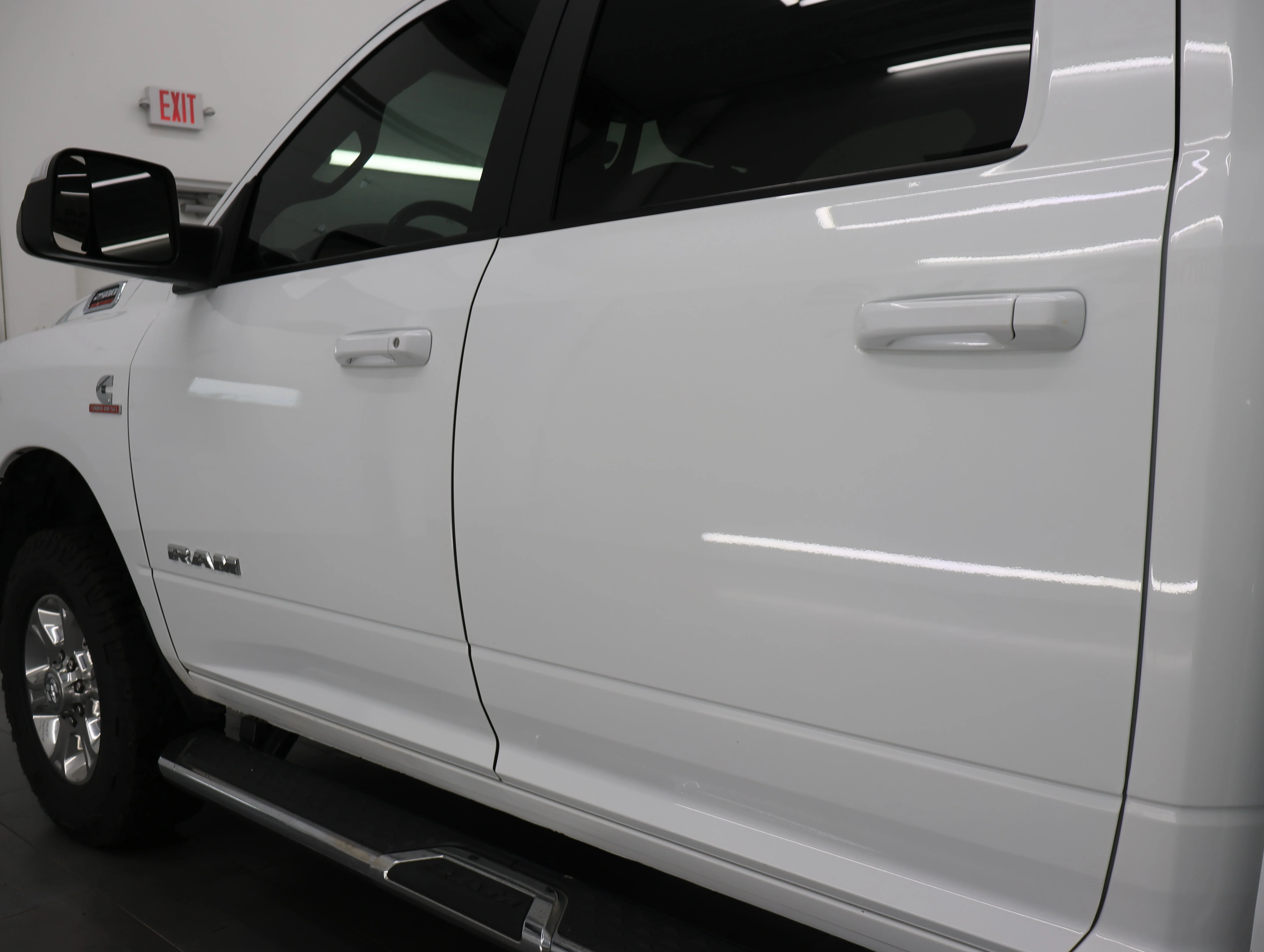 Used 2022 Bright White Clearcoat Ram Big Horn image 32