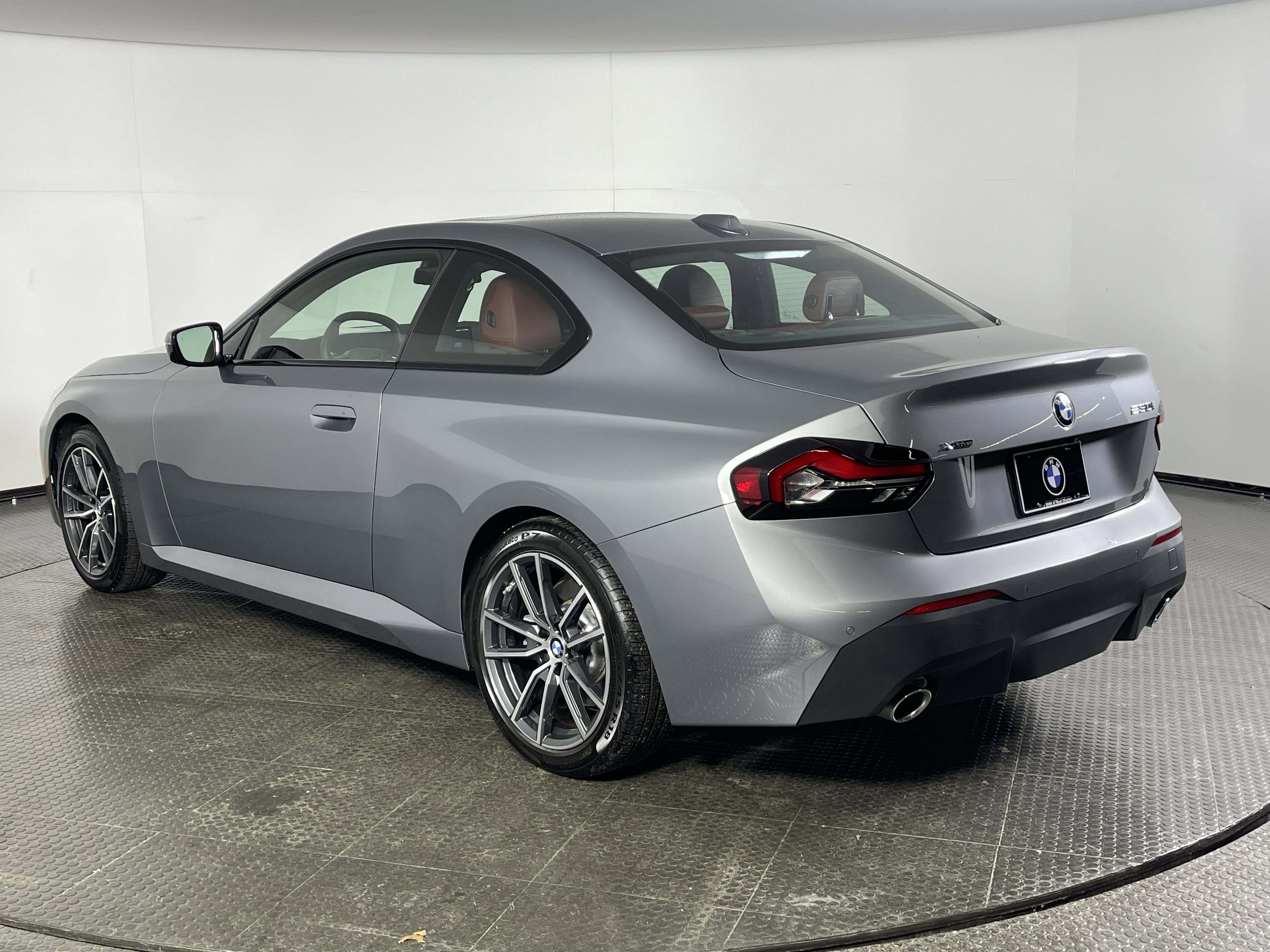 2025 BMW 2 Series 230i - Photo 6