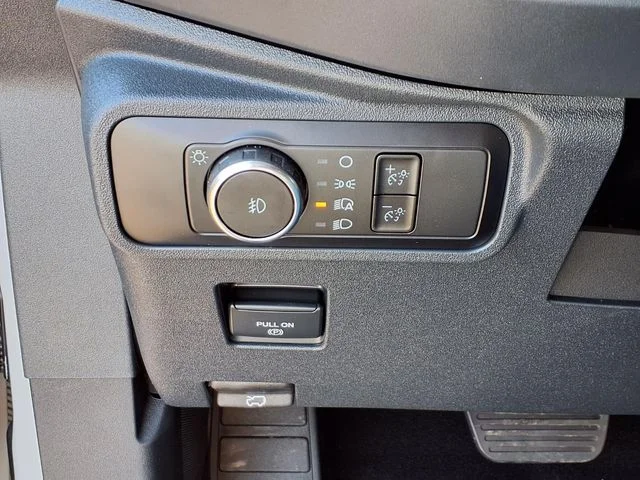 New 2026 Avalanche Ford Outer Banks image 12