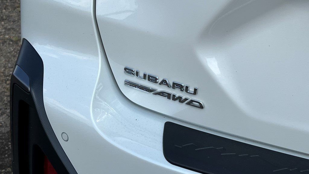 Used 2025 White Subaru Limited image 29