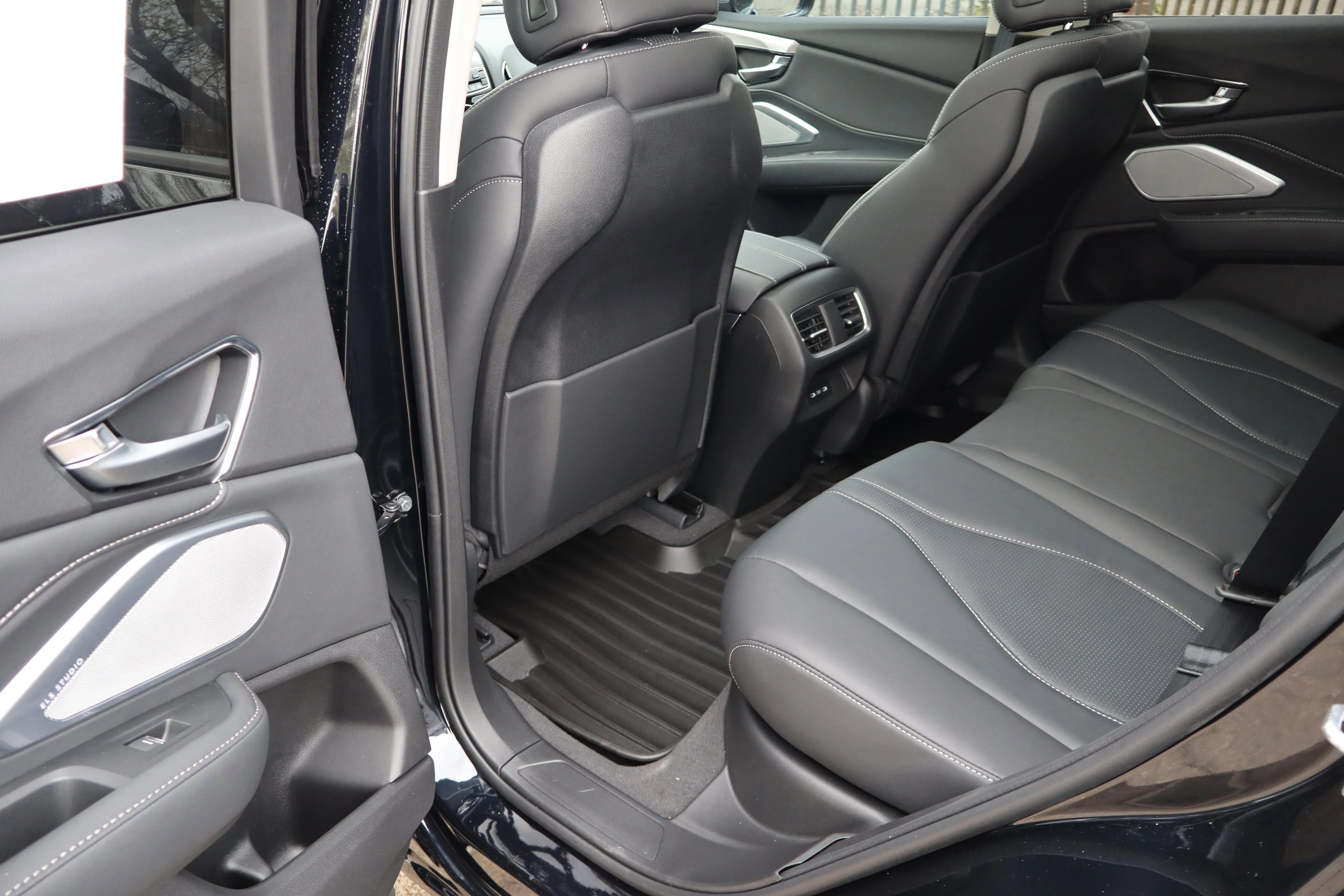 New 2026 Majestic Black Pearl Acura w/Technology Package image 27