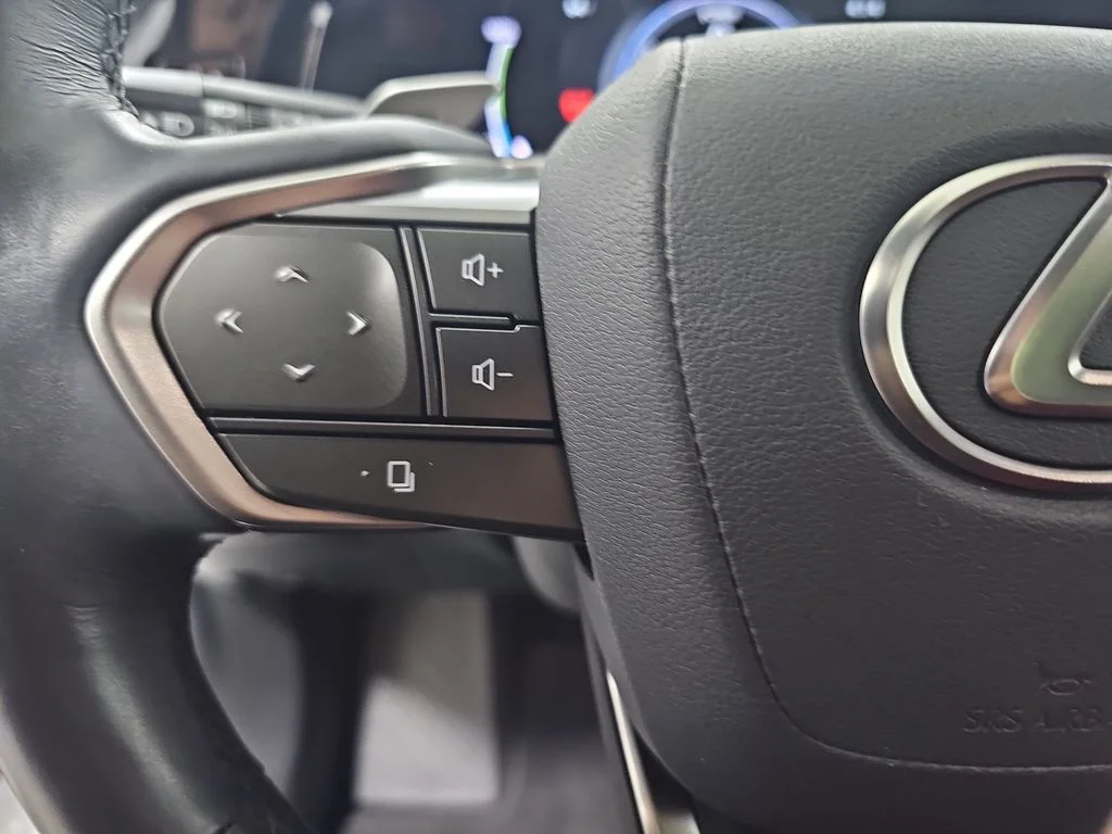 Certified Used 2025 White Lexus 450h+ Luxury image 19