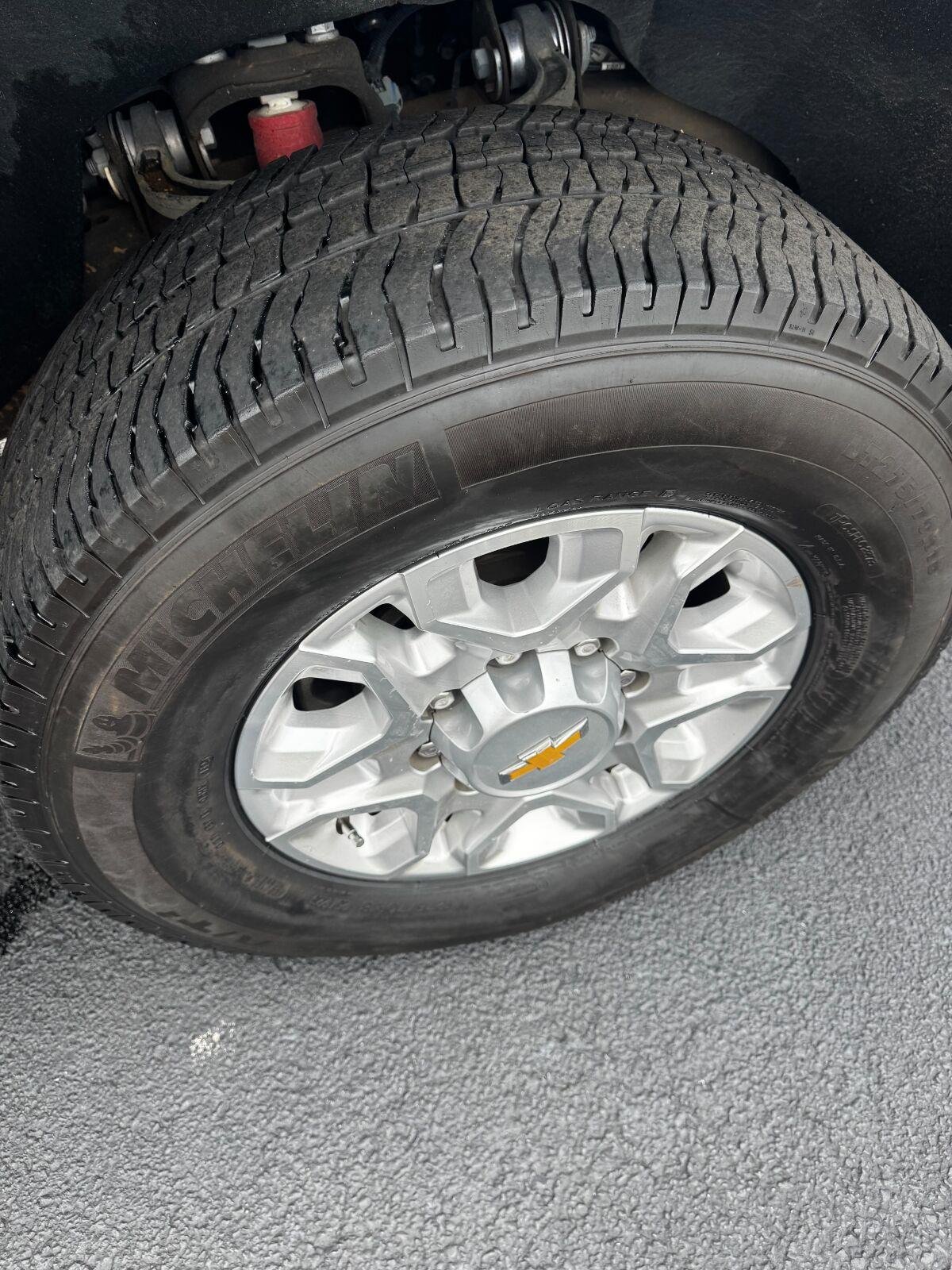 Used 2024 Sterling Gray Metallic Chevrolet LTZ image 33