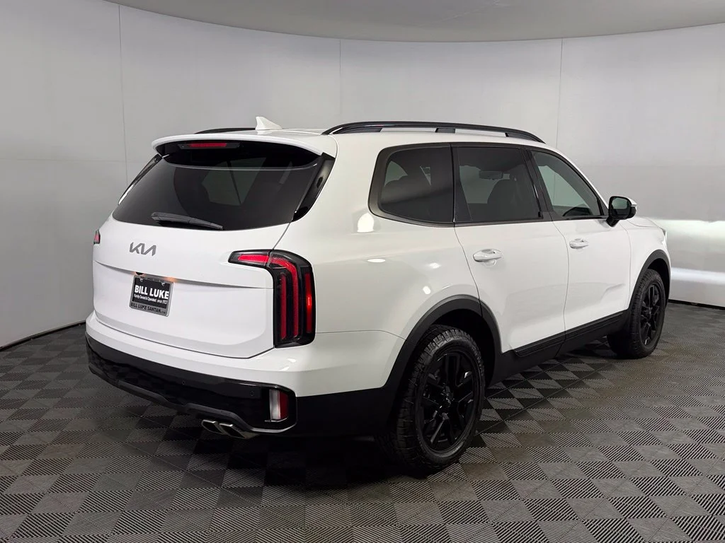 Used 2024 White Kia SX-Prestige X-Pro image 7