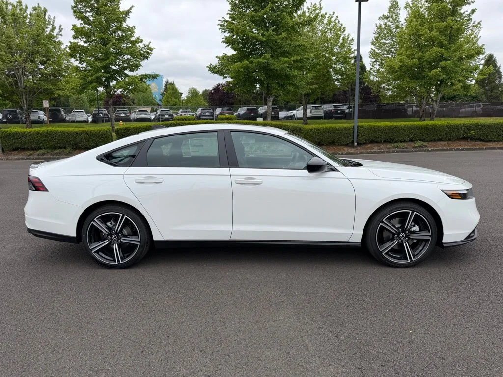 New 2026 Platinum White Pearl Honda Sport image 9