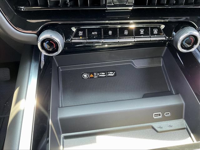 2026 Chevrolet Tahoe High Country - Photo 8