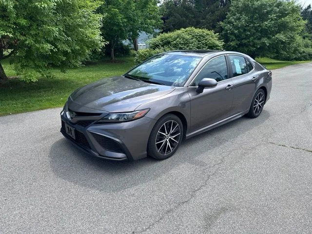 Used 2021 Gray Toyota SE image 7