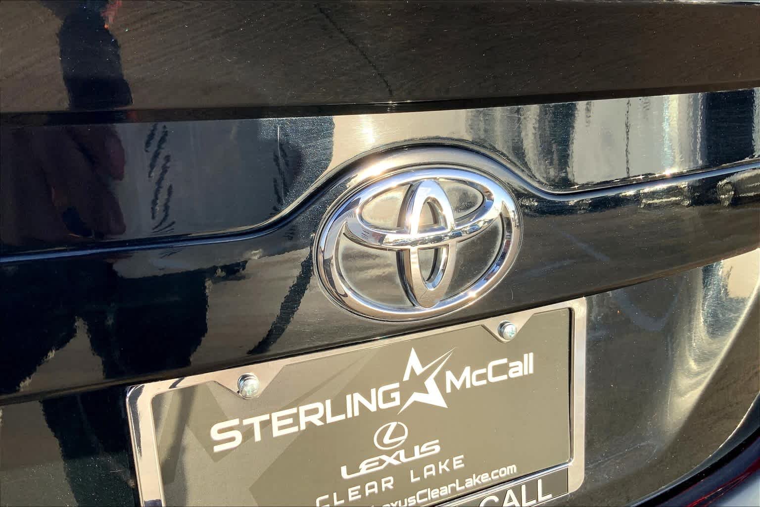 Used 2014 Attitude Black Metallic Toyota XLE image 30