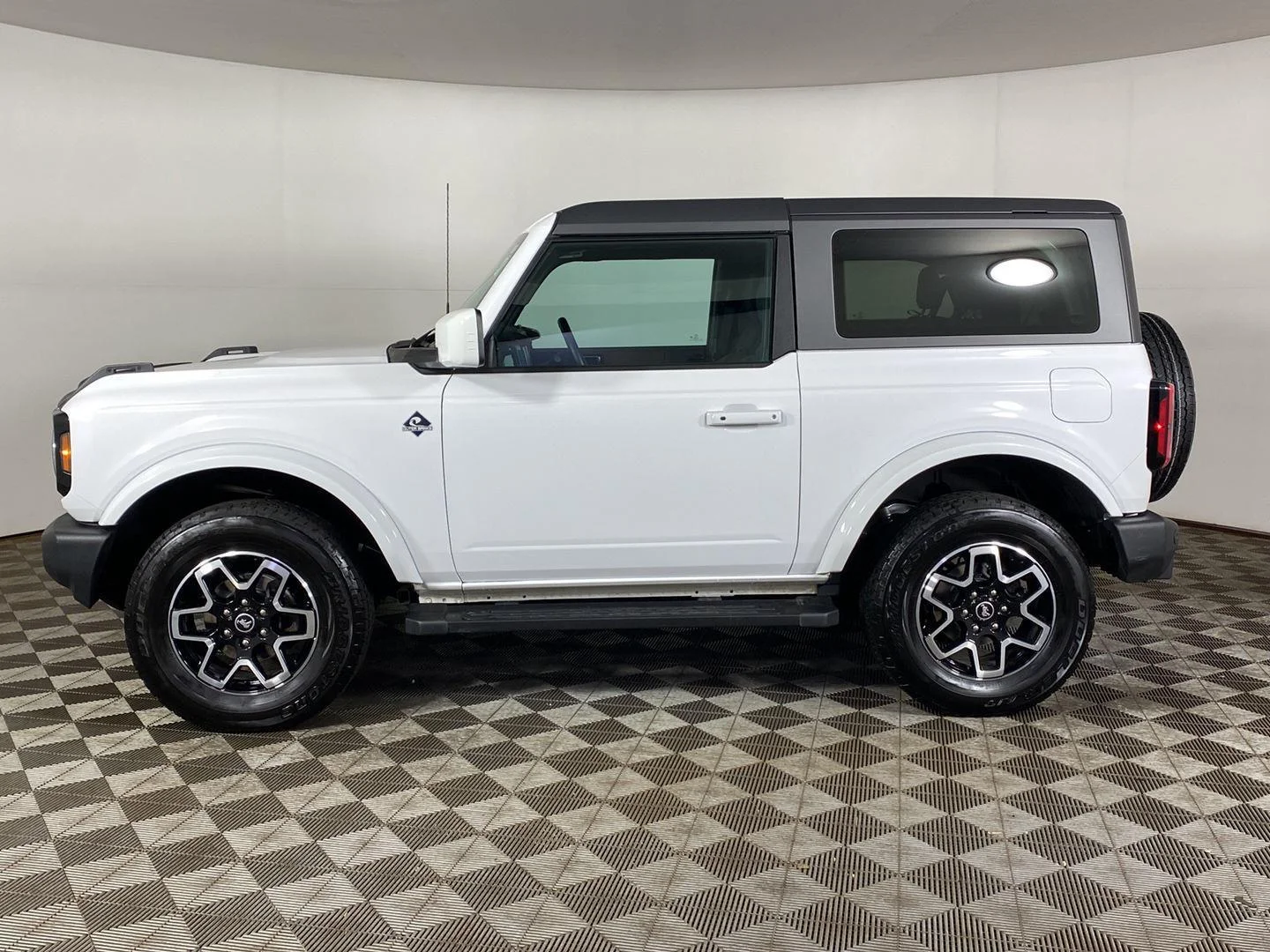 Used 2023 Oxford White Ford Outer Banks image 25