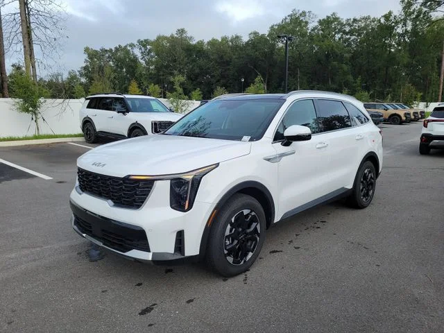 New 2026 White Kia S image 4