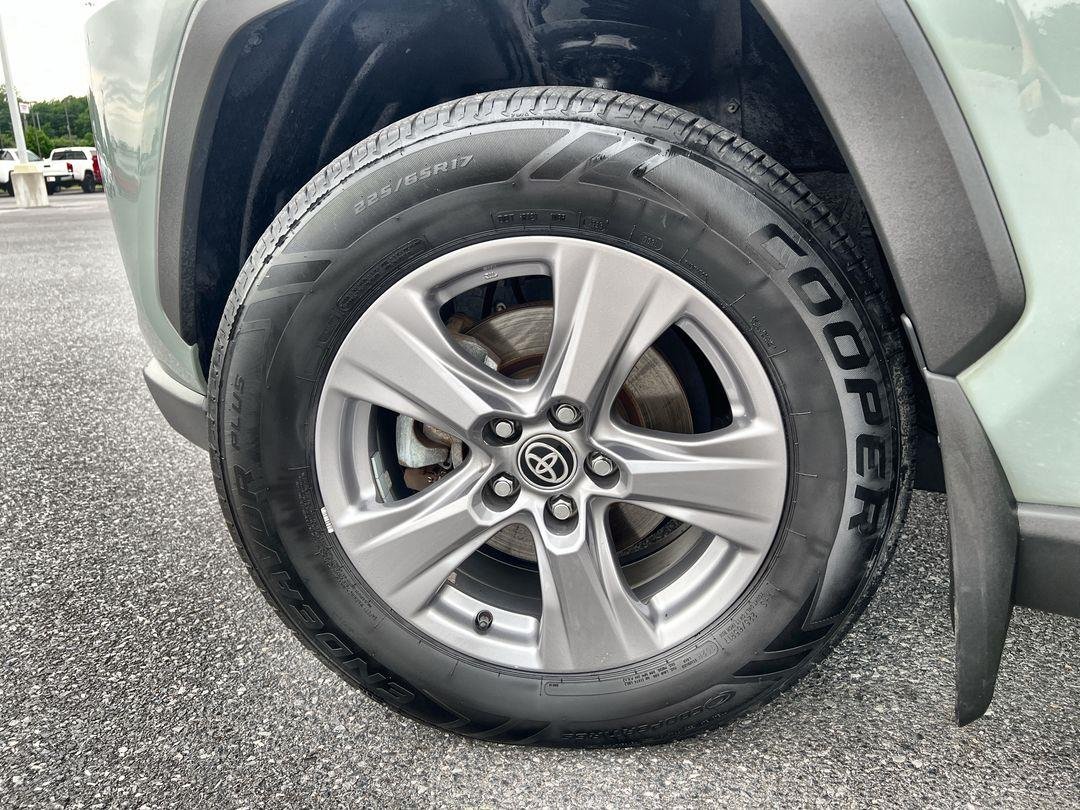 Used 2022 Lunar Rock Toyota XLE image 11