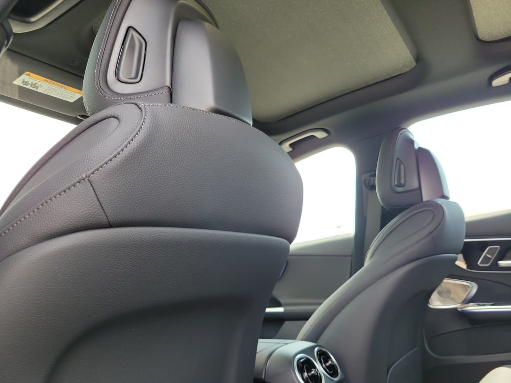 New 2026 Polar White Mercedes-Benz C 300 image 11