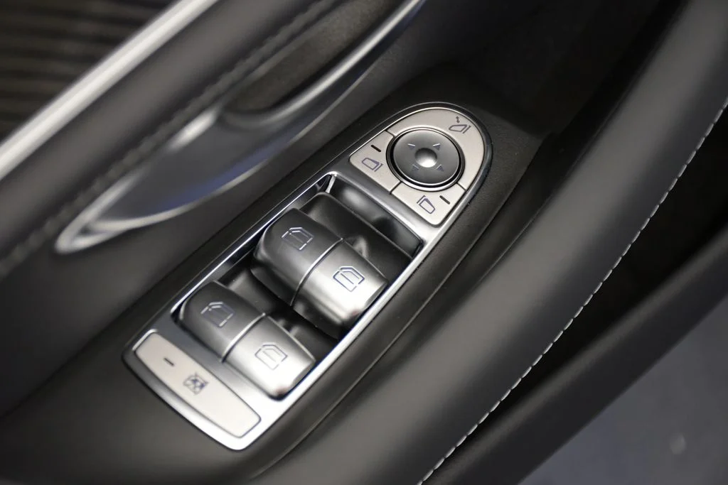 2026 Mercedes-Benz AMG GT 4-Door Coupe 43 - Photo 37