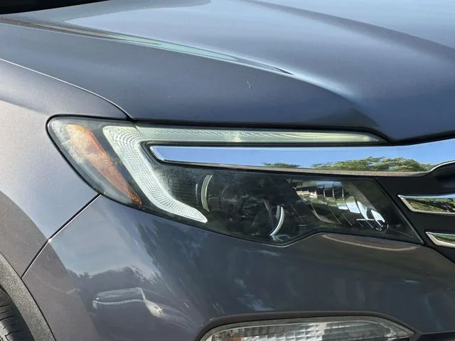 Certified Used 2018 Modern Steel Metallic Honda EX-L image 9
