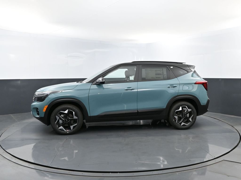 New 2026 Pluton Blue / Black Roof Kia S image 28
