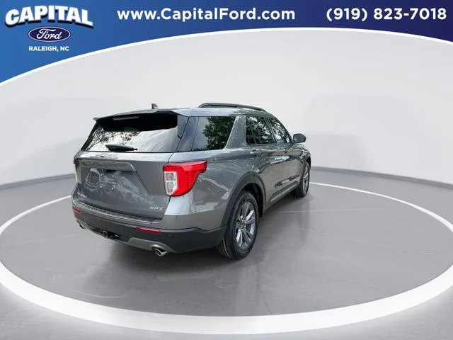 Used 2022 Gray Ford XLT image 8