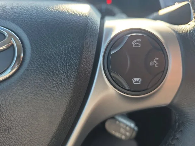 Used 2013 Gray Toyota SE image 18
