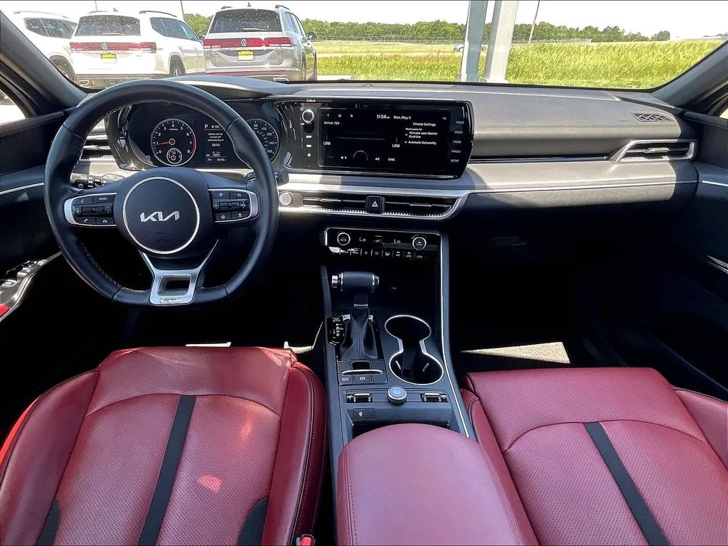 Used 2024 Gray Kia GT-Line image 7