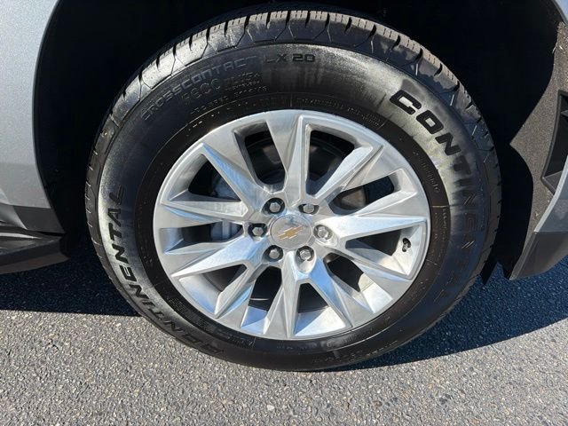 Used 2025 Sterling Gray Metallic Chevrolet Premier image 2