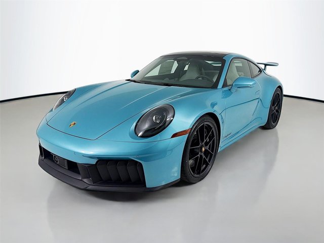 2026 Porsche 911 Carrera 4 GTS