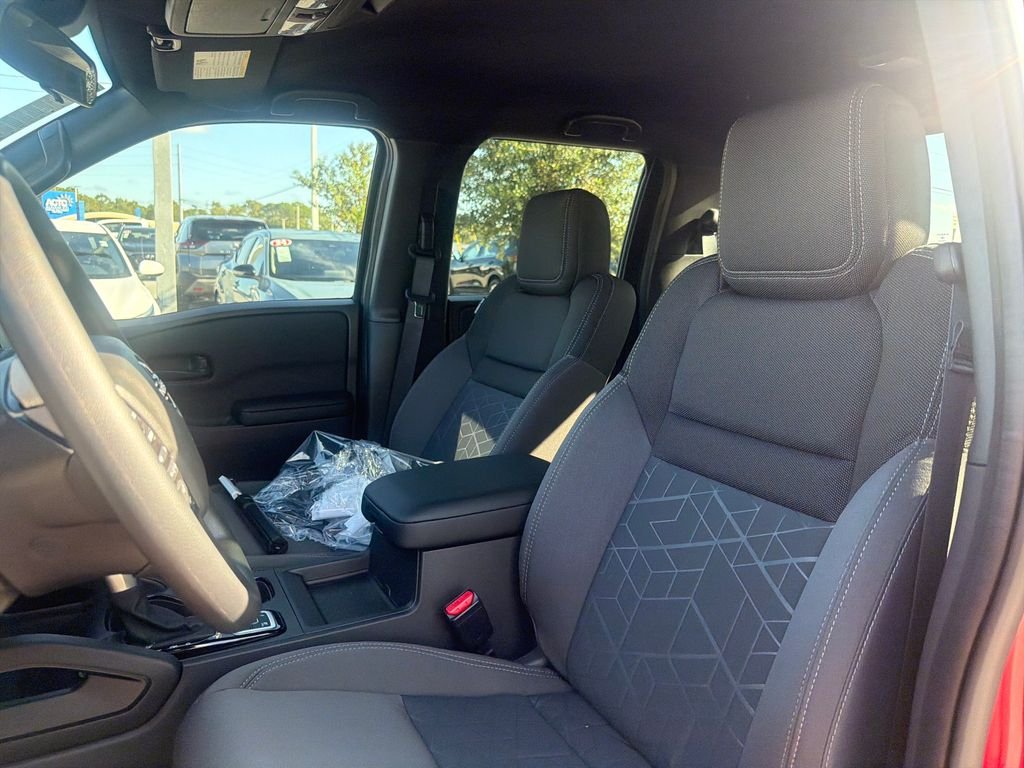 New 2026 Nissan Frontier SV 4D Crew Cab