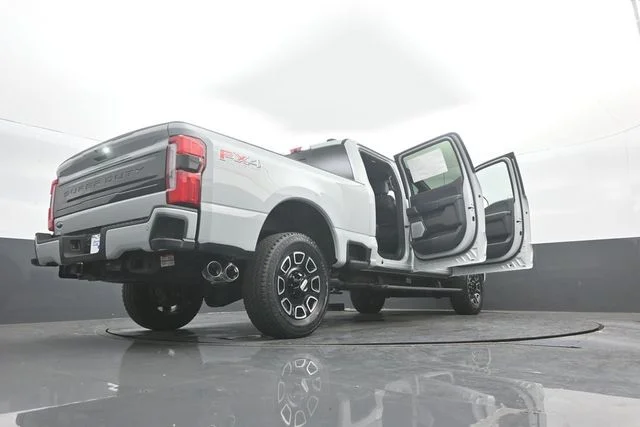 New 2026 Avalanche Ford F-350® Platinum® image 39