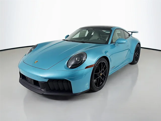 2026 Porsche 911 Carrera 4 GTS