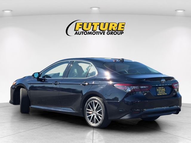 Used 2024 Black Toyota XLE image 6