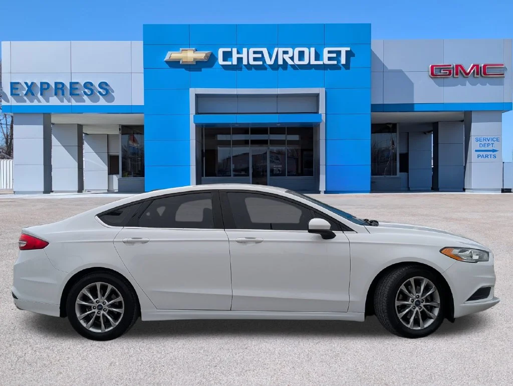 Used 2017 Ford Fusion SE with VIN 3FA6P0H76HR212216 for sale in Brownsville, TN