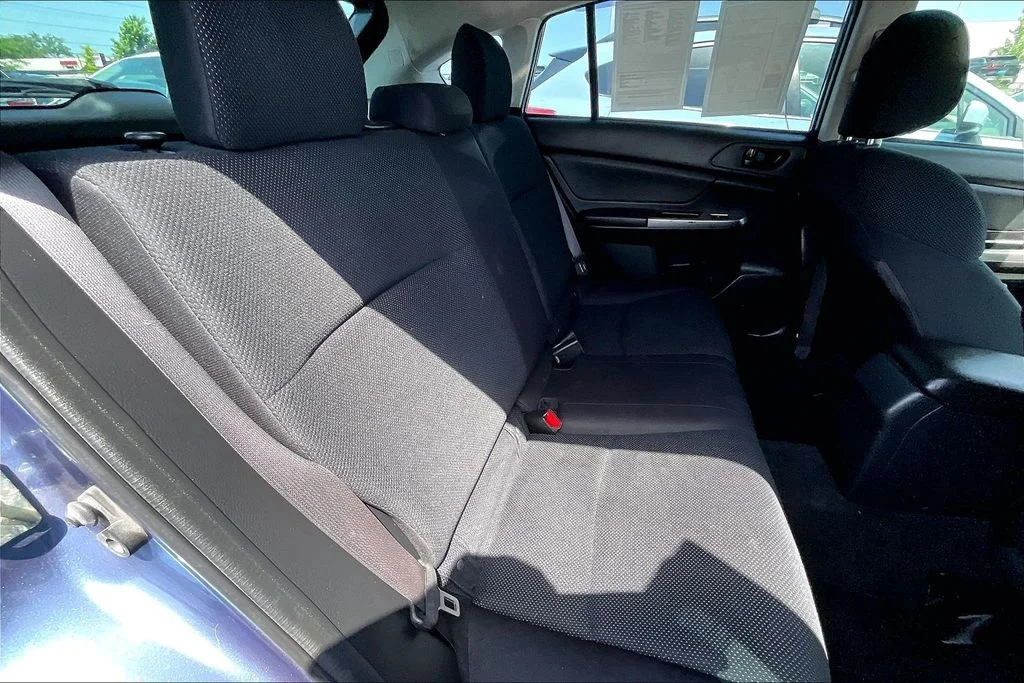 Used 2017 Blue Subaru 2.0i image 23