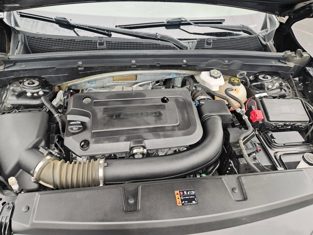 Certified Used 2023 Black Buick Essence image 25
