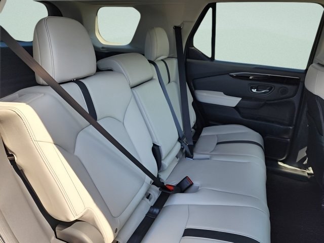 New 2026 Platinum White Pearl Honda RTL image 15