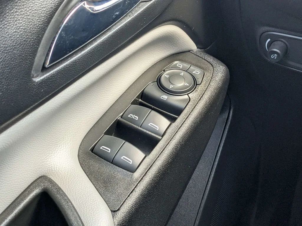 Used 2024 Gray Chevrolet LT image 21