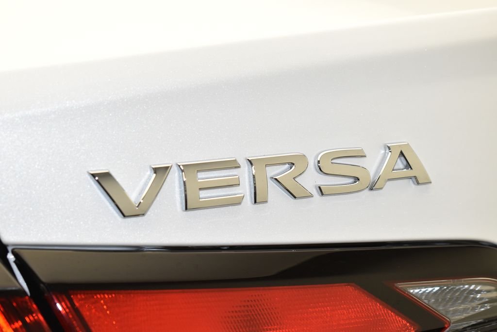 2025 Nissan Versa Sedan SV - Photo 9