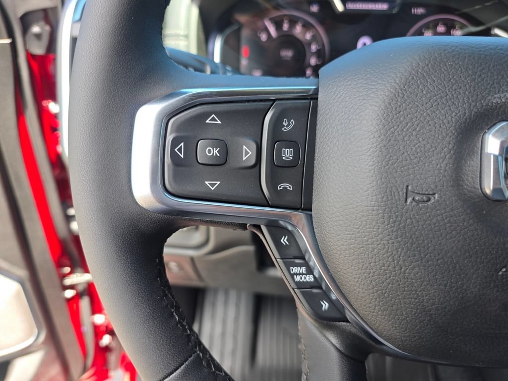 New 2026 Molten Red Pearl-Coat Exterior Paint RAM Laramie image 33