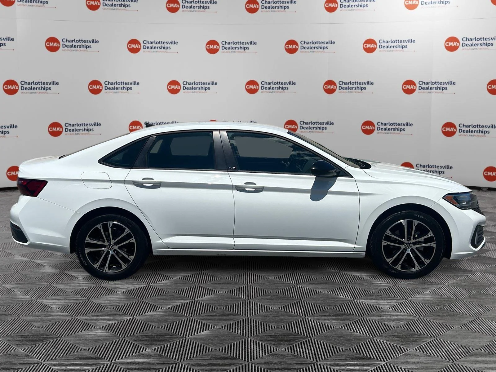 Used 2023 Pure White Volkswagen Sport image 6