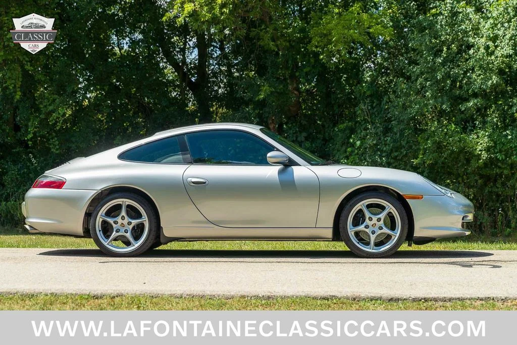 Used 2002 Silver Porsche Carrera image 32