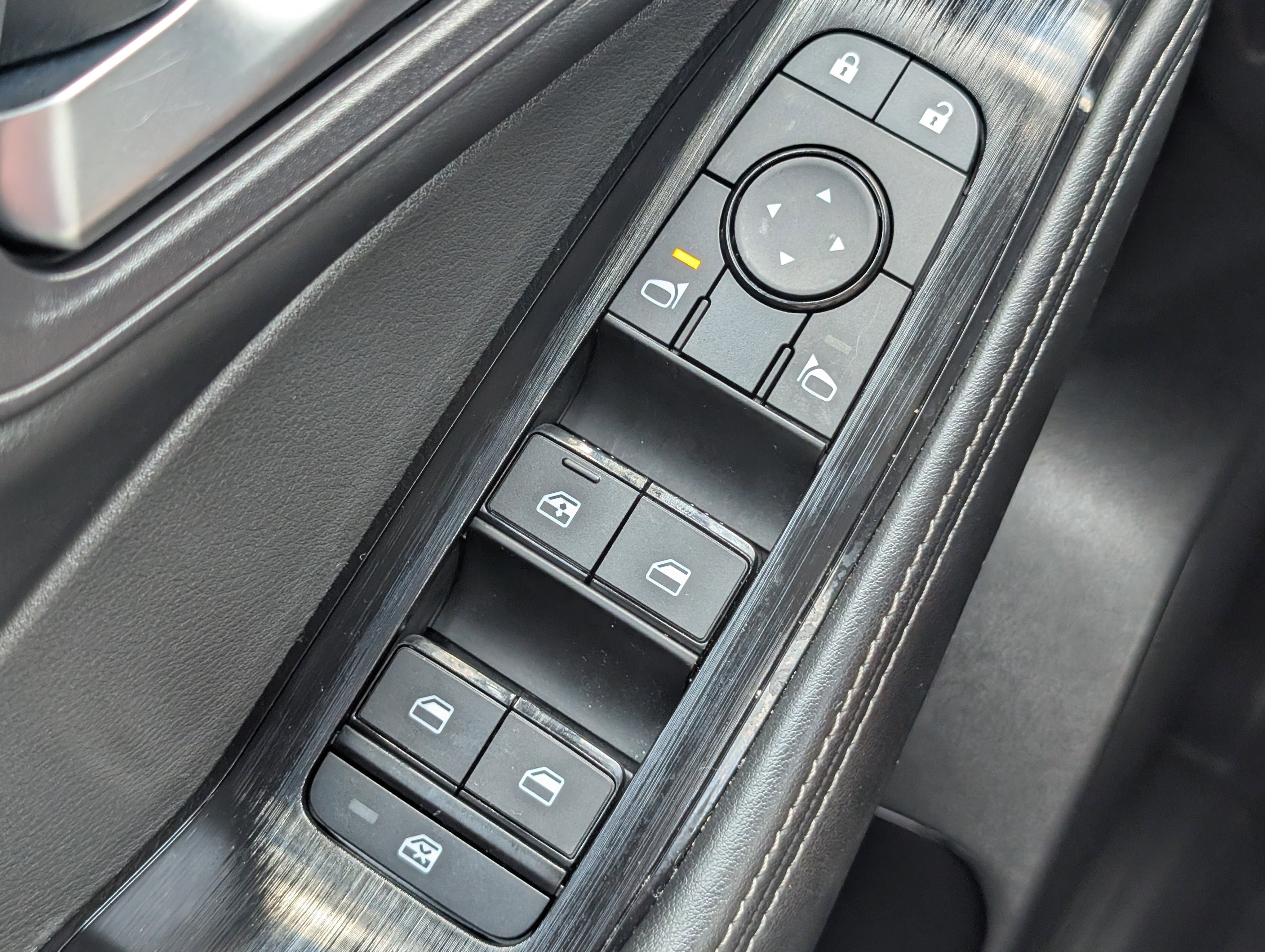Used 2024 Gun Metallic Nissan SV image 11