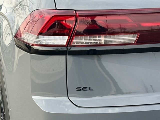 New 2026 Pure Gray Volkswagen 2.0T SEL R-Line Black image 15