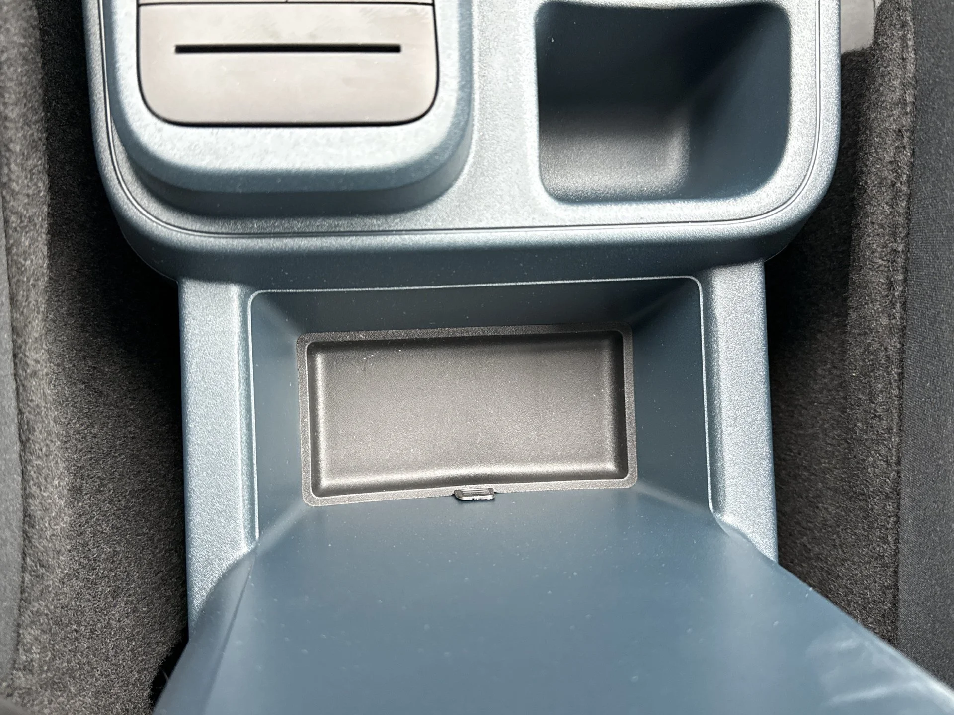New 2026 Carbonized Gray Metallic Ford Lobo™ image 10