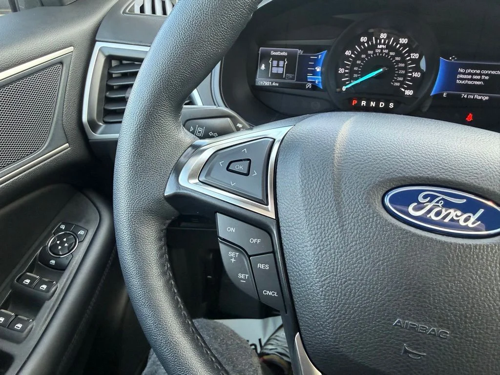 Used 2023 Silver Ford SEL image 22