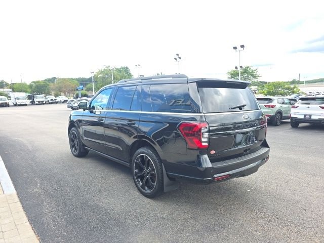 Used 2023 Black Ford Limited image 4