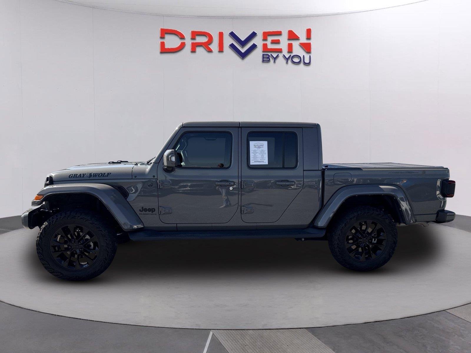 Used 2023 Sting-Gray Clearcoat Jeep High Altitude image 5