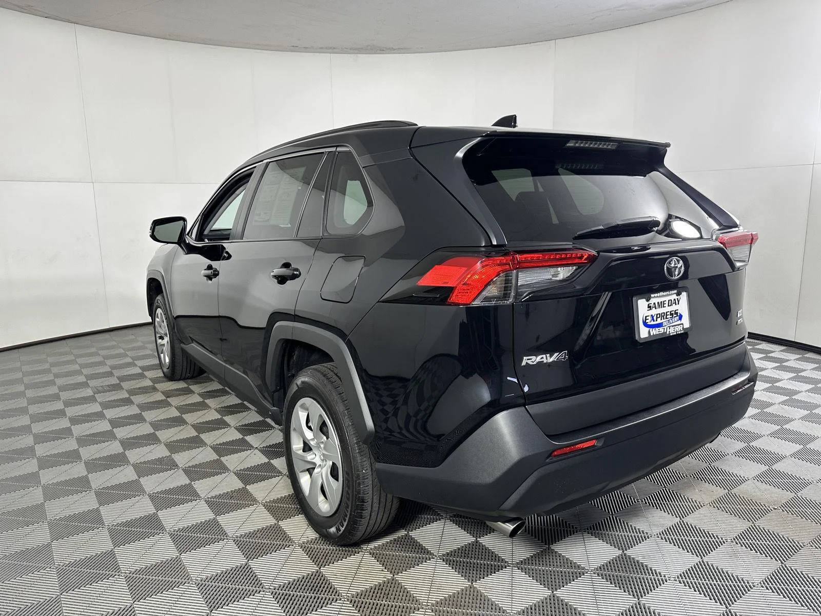 Used 2021 Midnight Black Metallic Toyota LE image 16