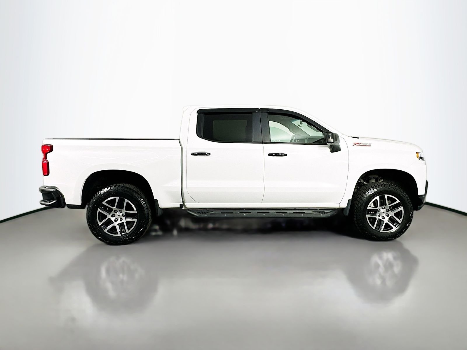Used 2019 Summit White Chevrolet LT Trail Boss image 12