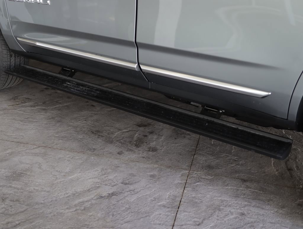 2026 GMC Yukon Denali - Photo 47