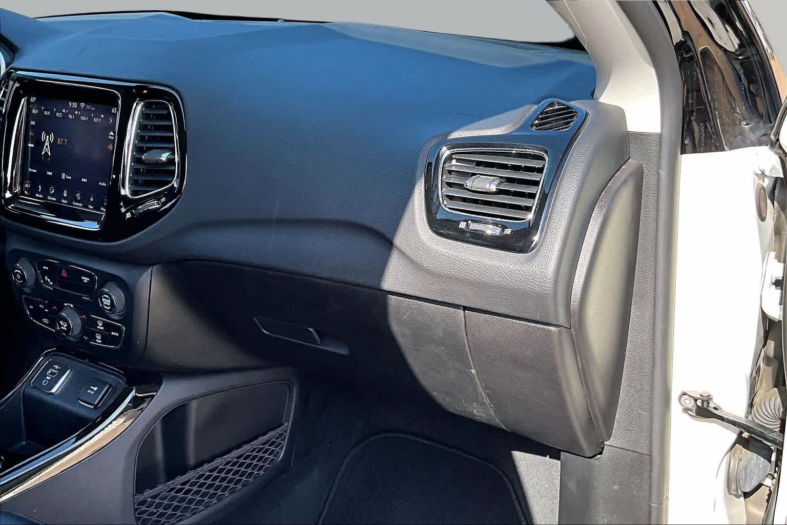 Used 2019 White Clearcoat Jeep Limited image 17