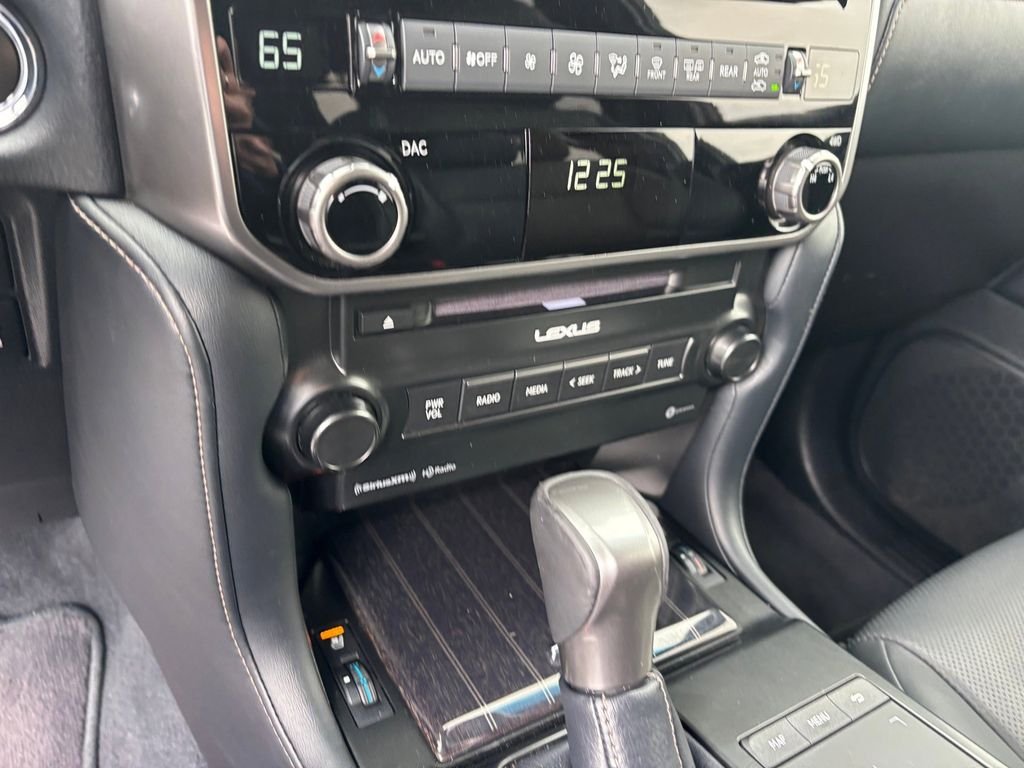 Used 2023 Black Lexus 460 image 22