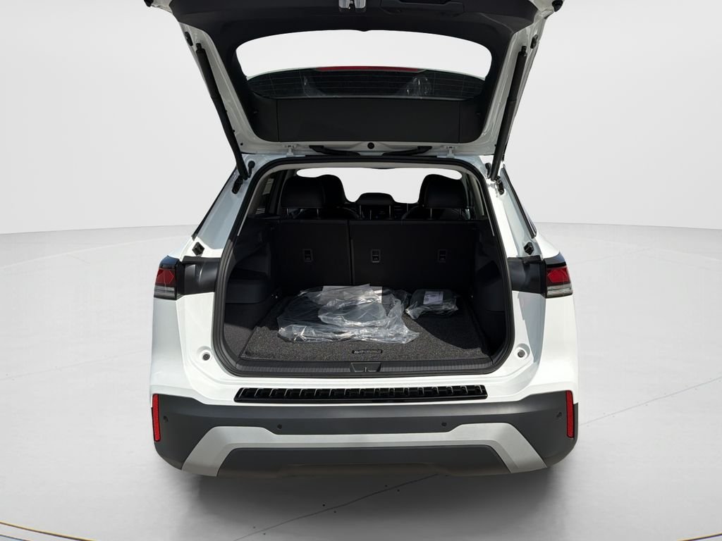 New 2026 Pure White Volkswagen 2.0T SE image 10